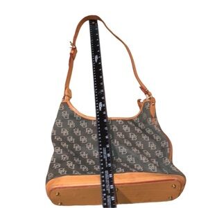 Dooney & Bourke blue Denim brass hang Tag & Feet NWT